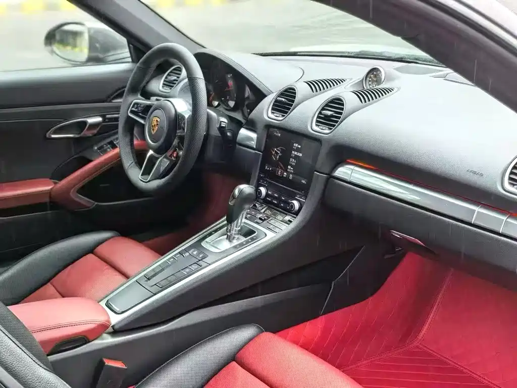 Porsche 718 2018