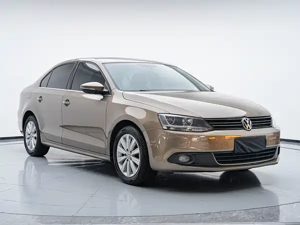 Volkswagen Sagitar 2014