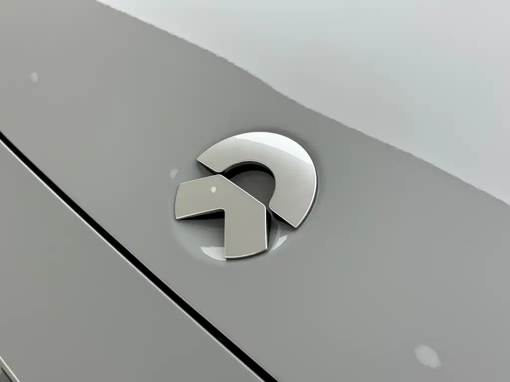 NIO EC6 2025 — фото 26