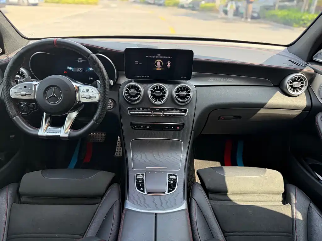 Mercedes-Benz GLC AMG 2023 — фото 8