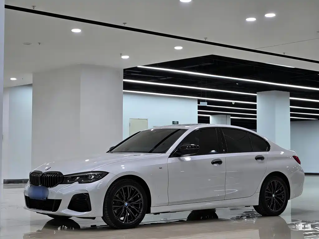 BMW 3 Series 2022
