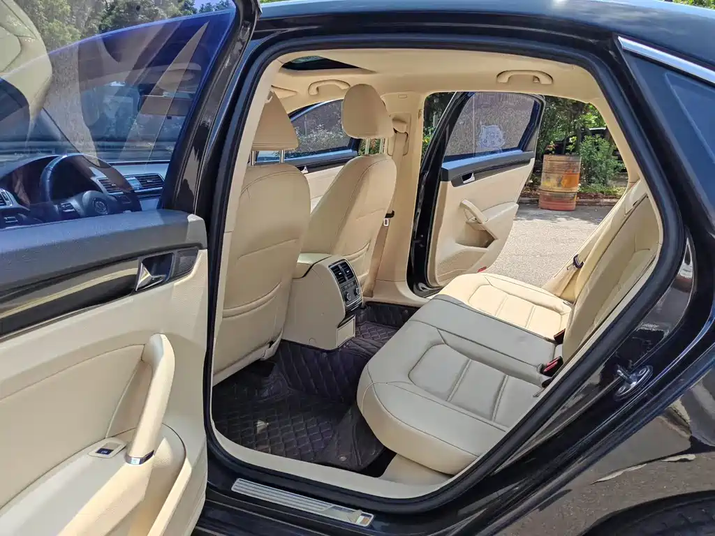 Volkswagen Passat 2014