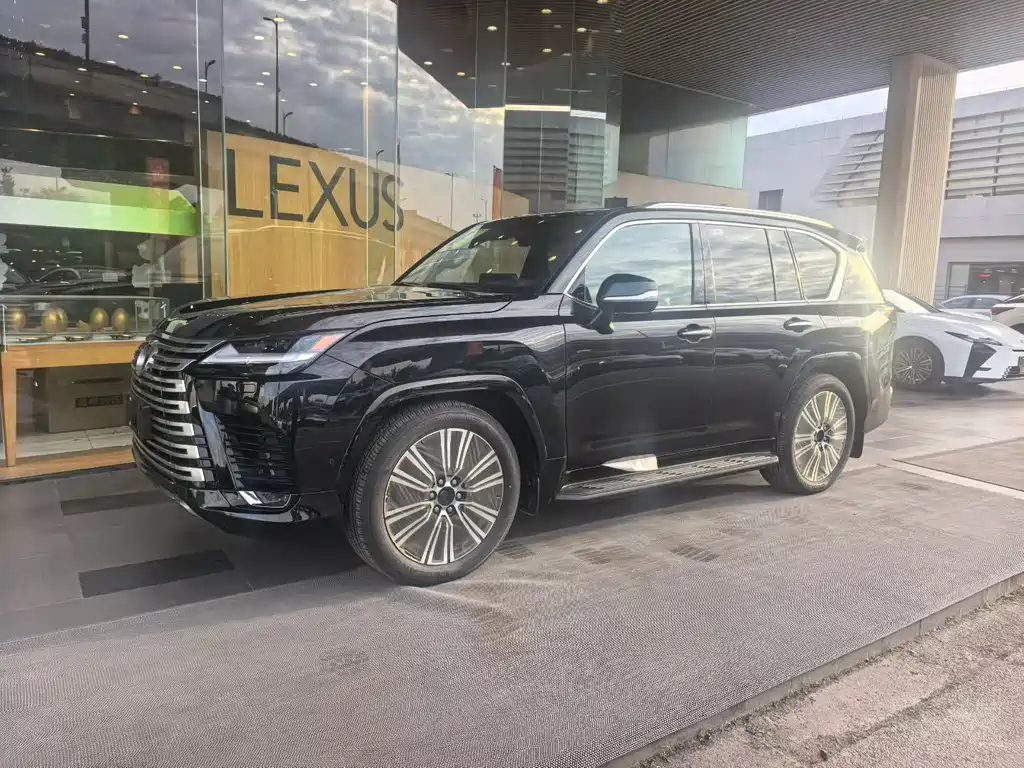 Lexus LX — фото 6