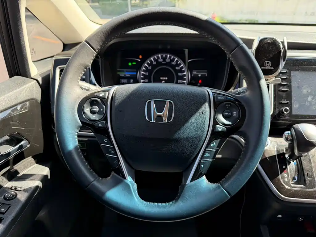 Honda Elysion 2020 — фото 17