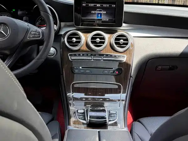 Mercedes-Benz GLC 2018