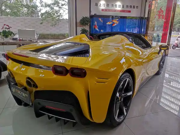 Ferrari SF90 2022