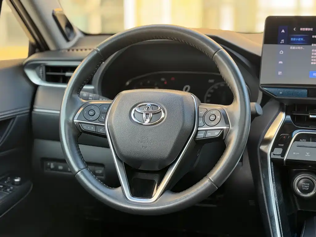 Toyota Venza 2024 — фото 15