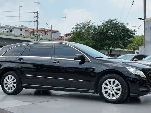 Mercedes-Benz R-Class 2017