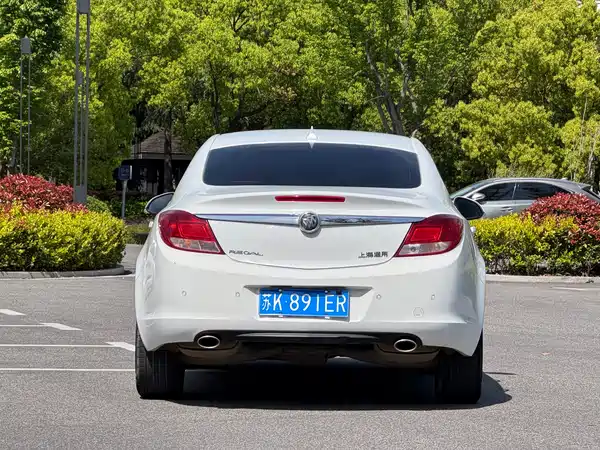 Buick Regal 2012