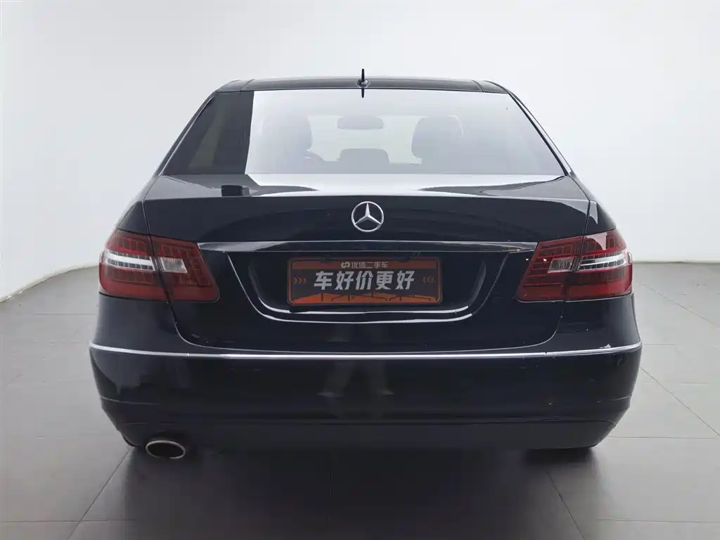 Mercedes-Benz E-Class 2013 — фото 4