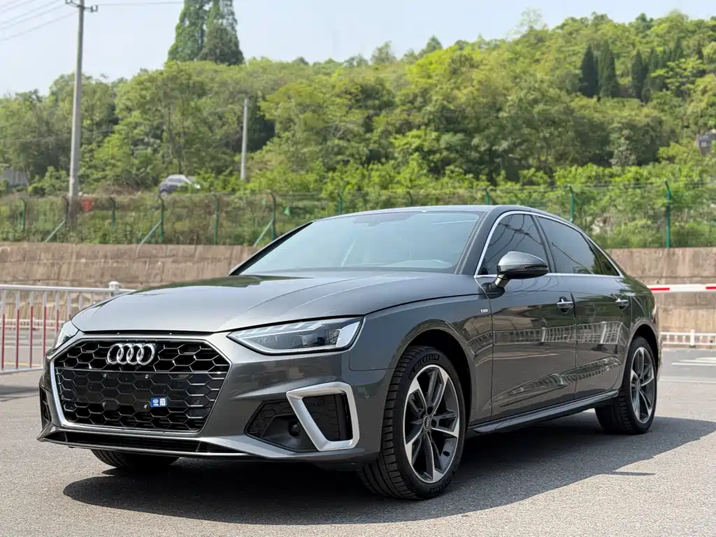 Audi A4L 2022