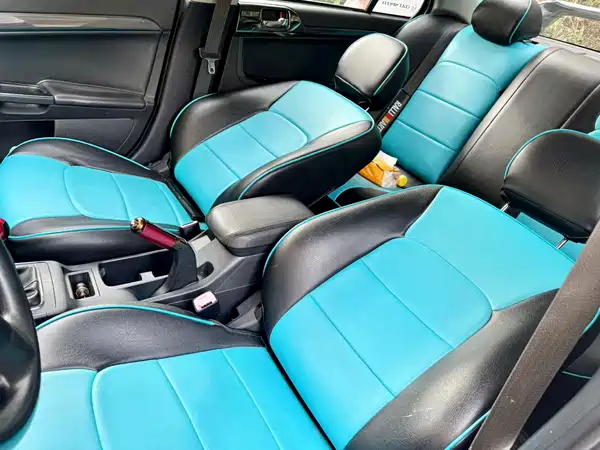 Mitsubishi Lancer EX 2012