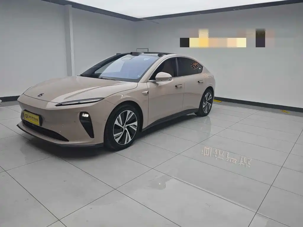 NIO ET5 2024