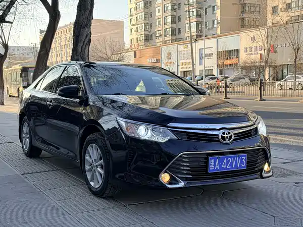 Toyota Camry 2015