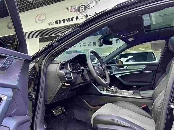 Audi A6L 2020