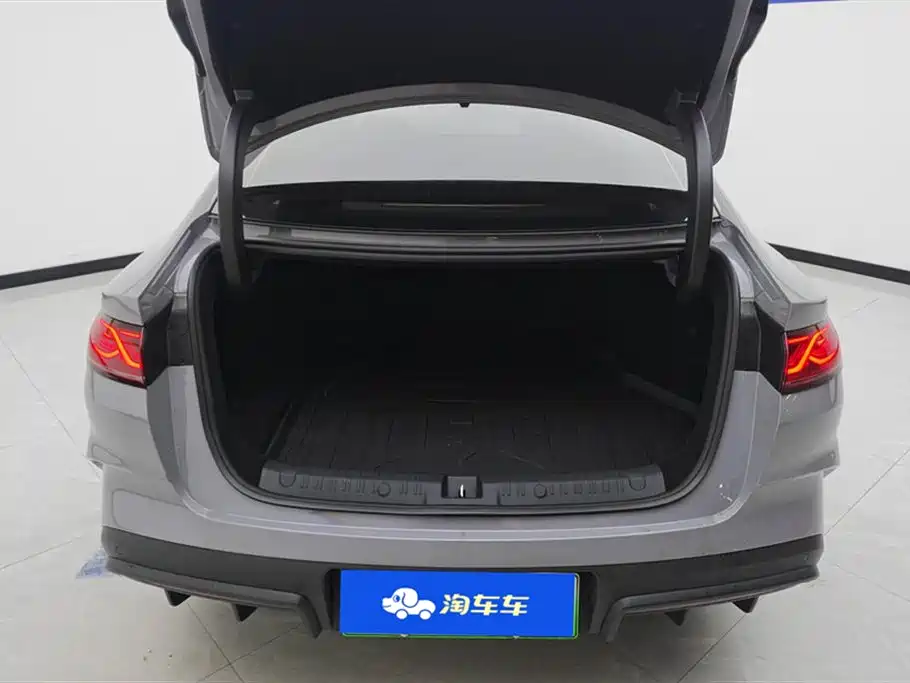 BYD Qin L 2026 — фото 4