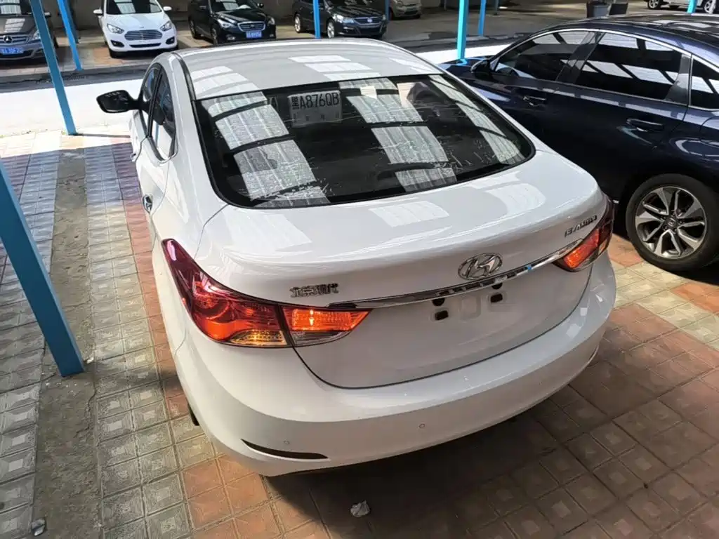 Hyundai Elantra Langdong 2015 — фото 5
