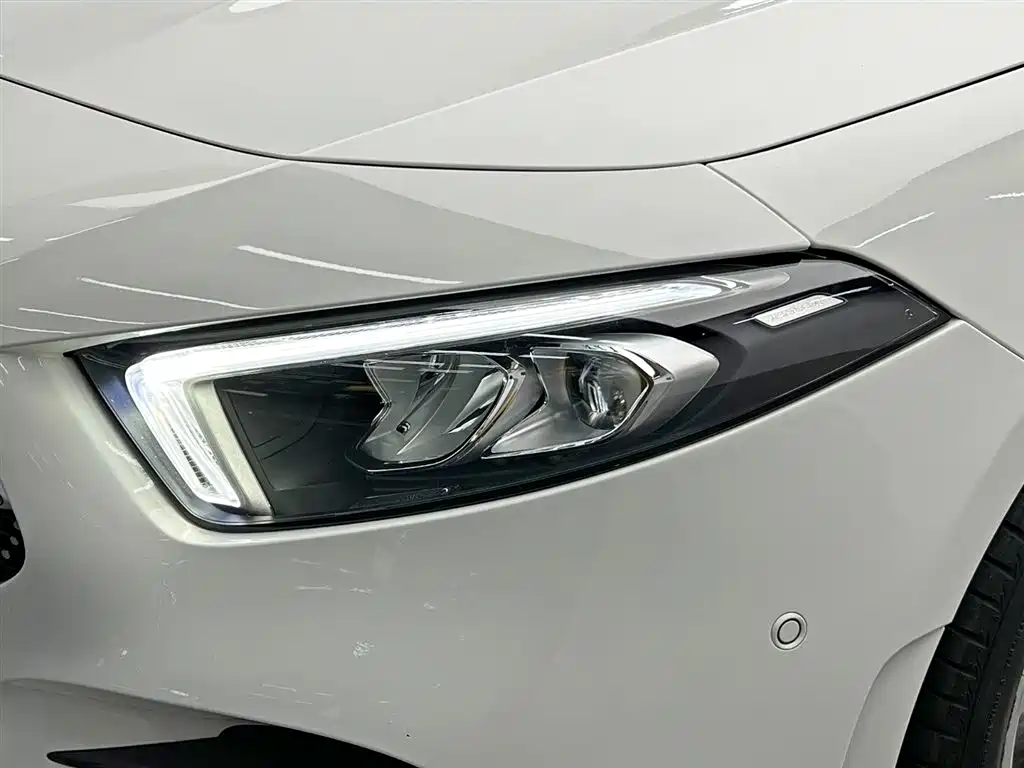 Mercedes-Benz A-Class 2022 — фото 9