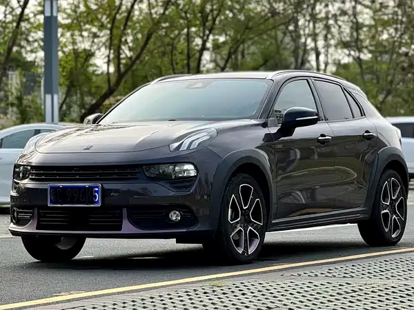 Lynk & Co 02 2021