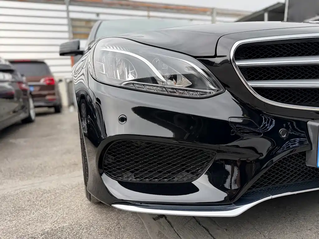 Mercedes-Benz E-Class 2014 — фото 19