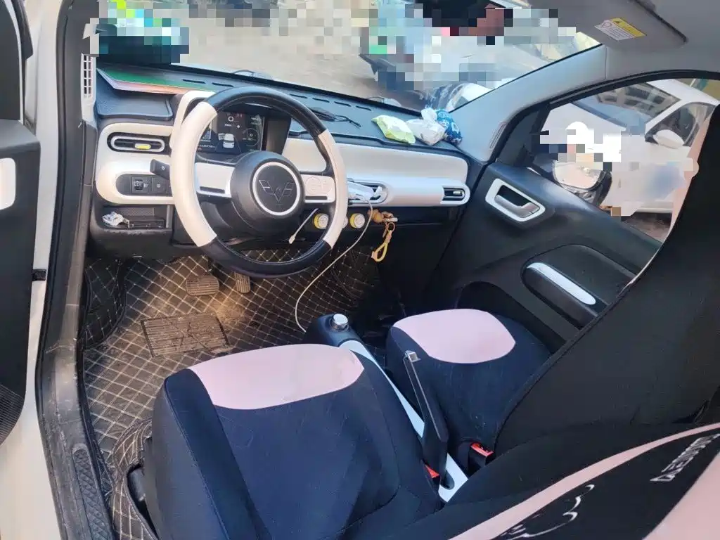 Wuling Hongguang MINIEV 2025