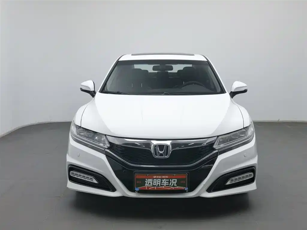 Honda Spirior 2015 — фото 3