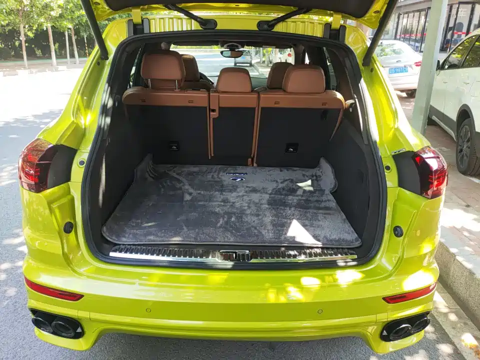 Porsche Cayenne 2017 — фото 10