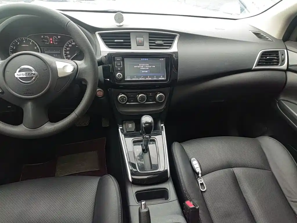 Nissan Sylphy 2018 — фото 13