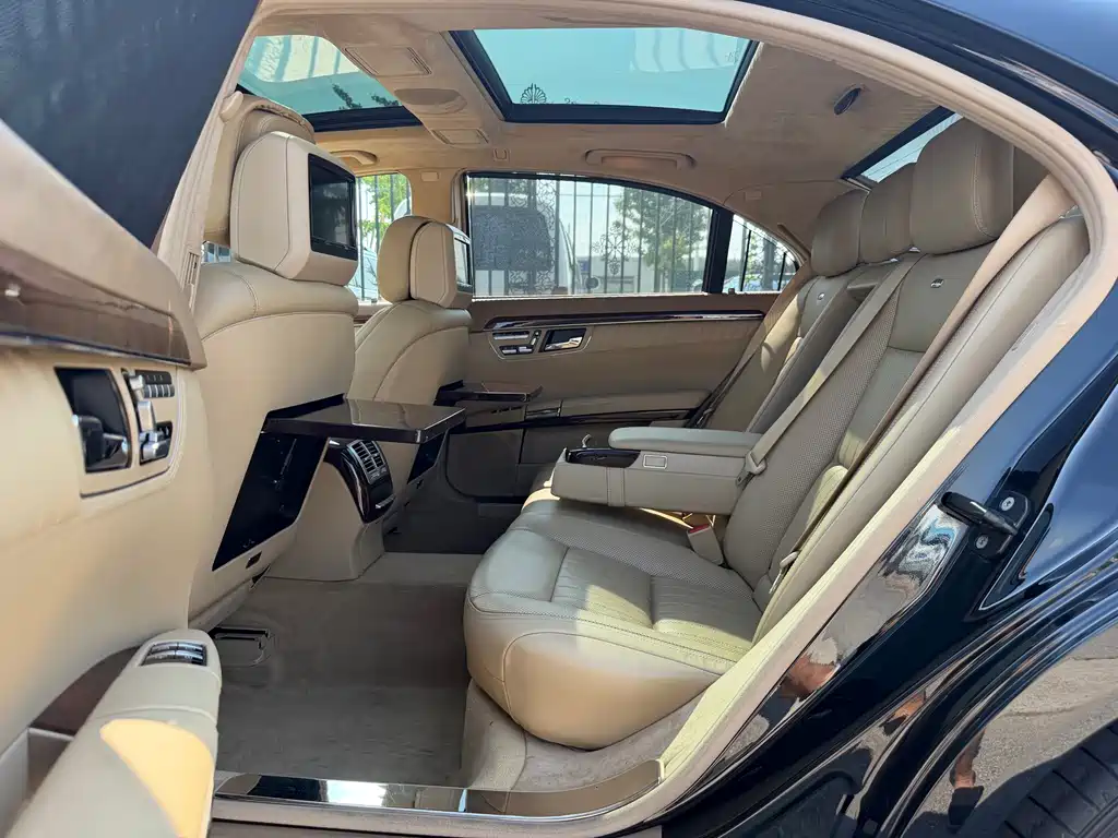Mercedes-Benz S-Class 2010 — фото 19