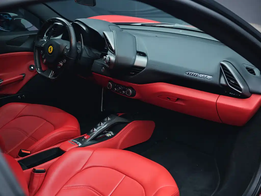 Ferrari 488 2019 — фото 11