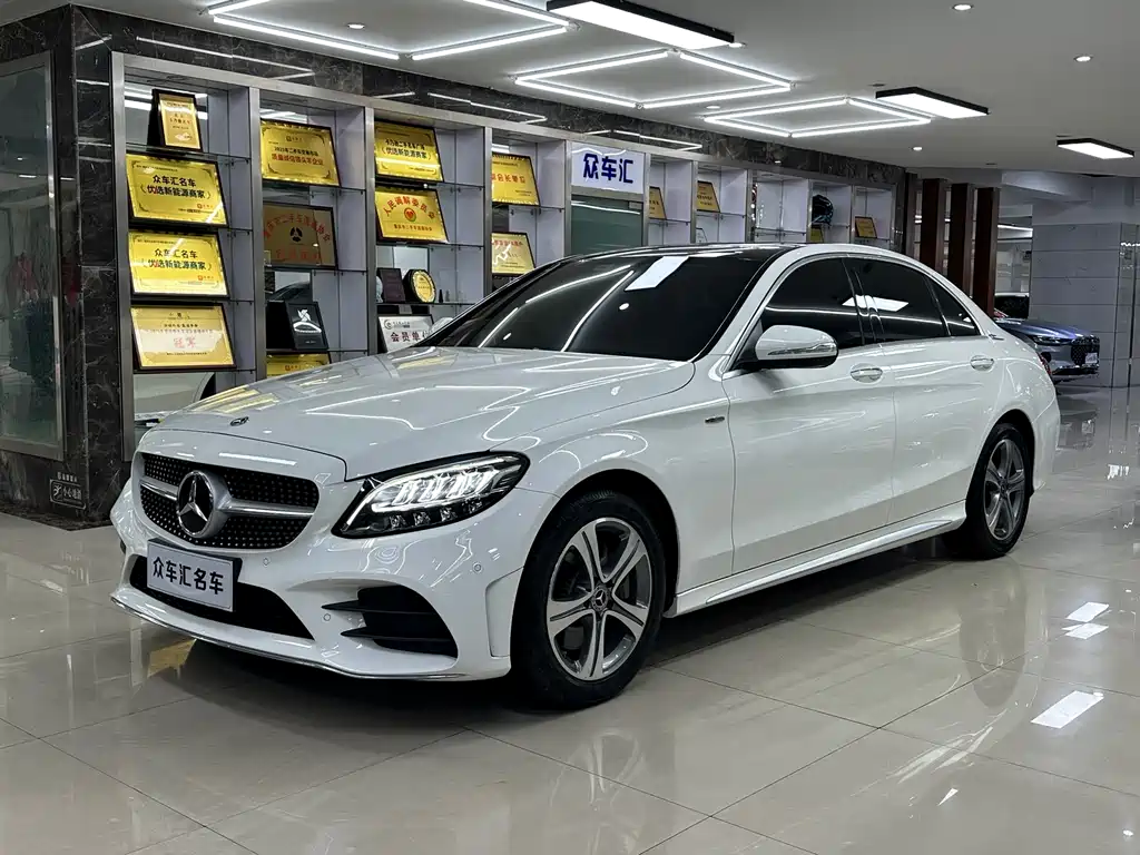 Mercedes-Benz C-Class 2020 — фото 1