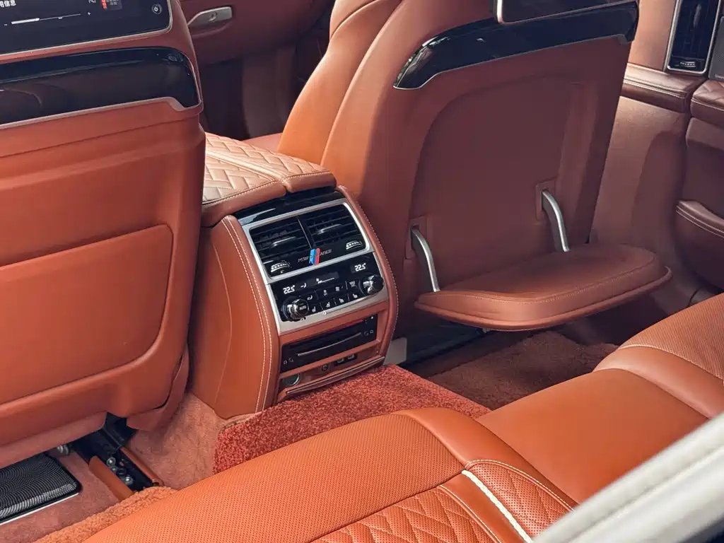 BMW 7 Series 2020 — фото 15