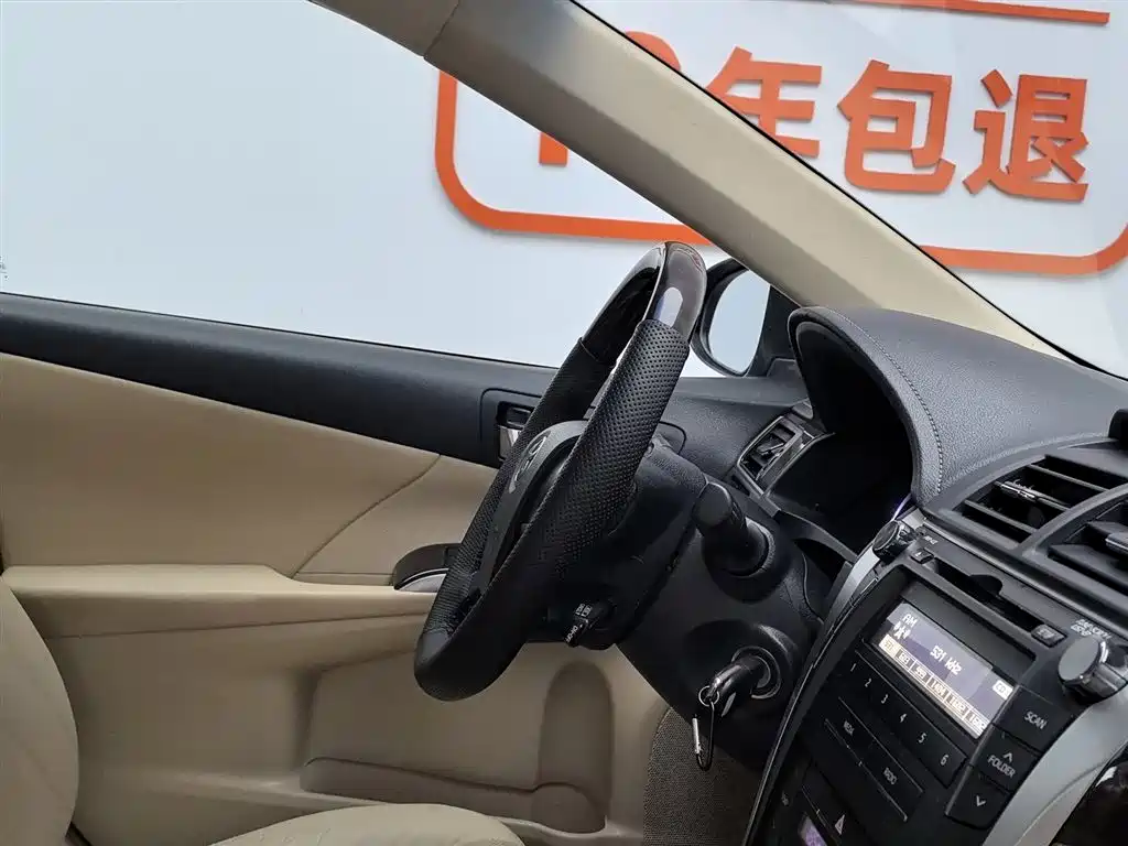 Toyota Camry 2016 — фото 22