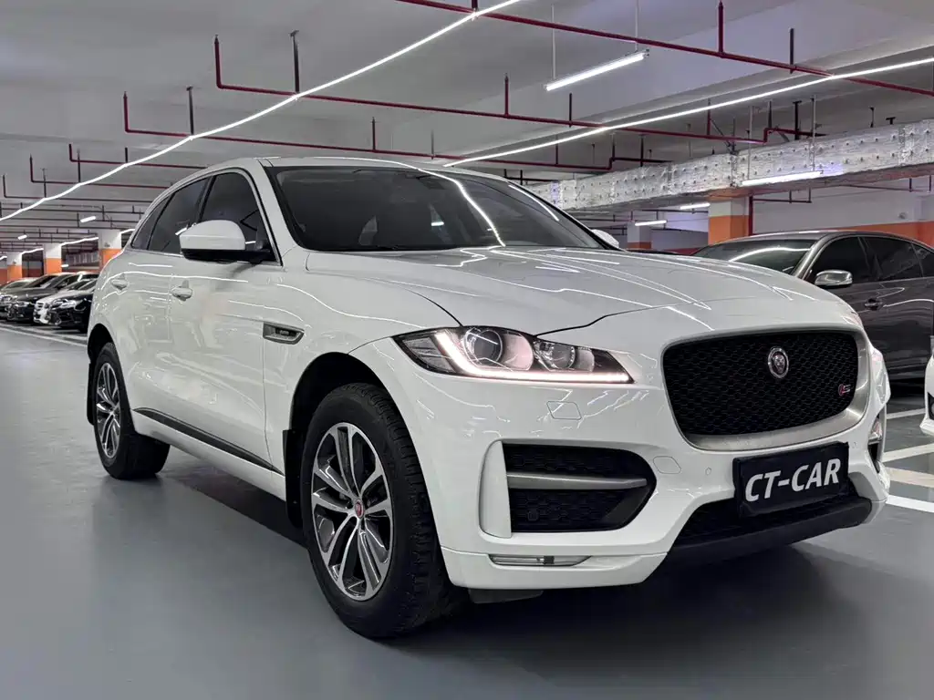 Jaguar F-PACE 2016 — фото 4
