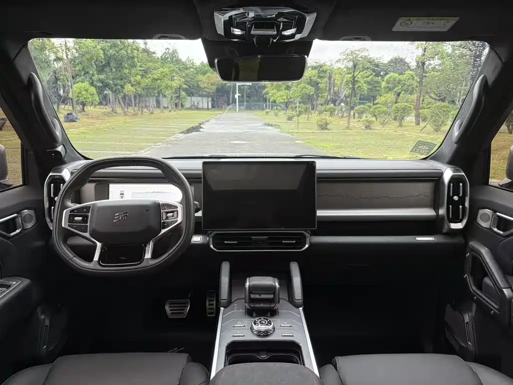 Jetour Traveller 2025