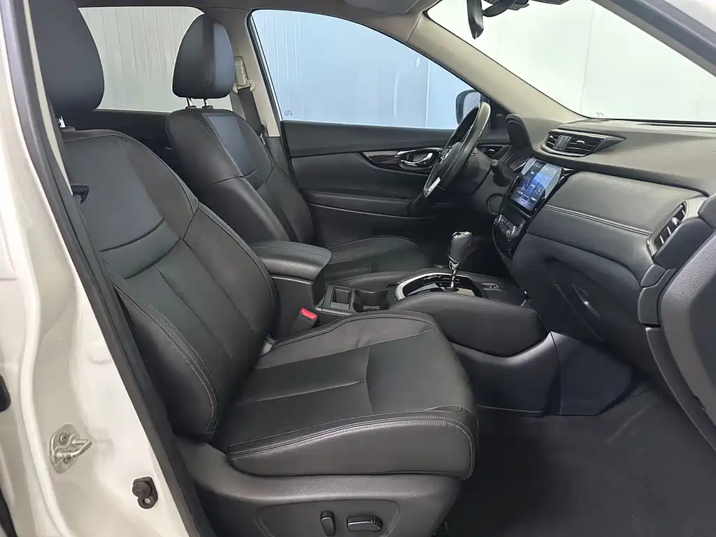 Nissan X-Trail 2023 — фото 16