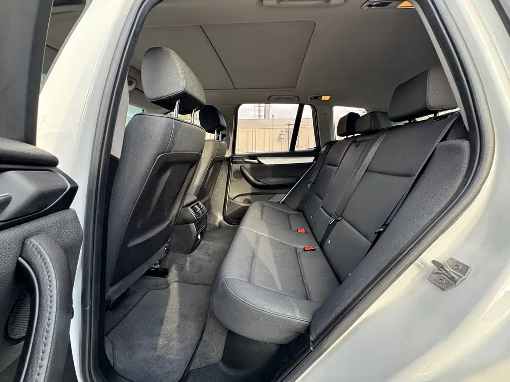 BMW X3 2017 — фото 10