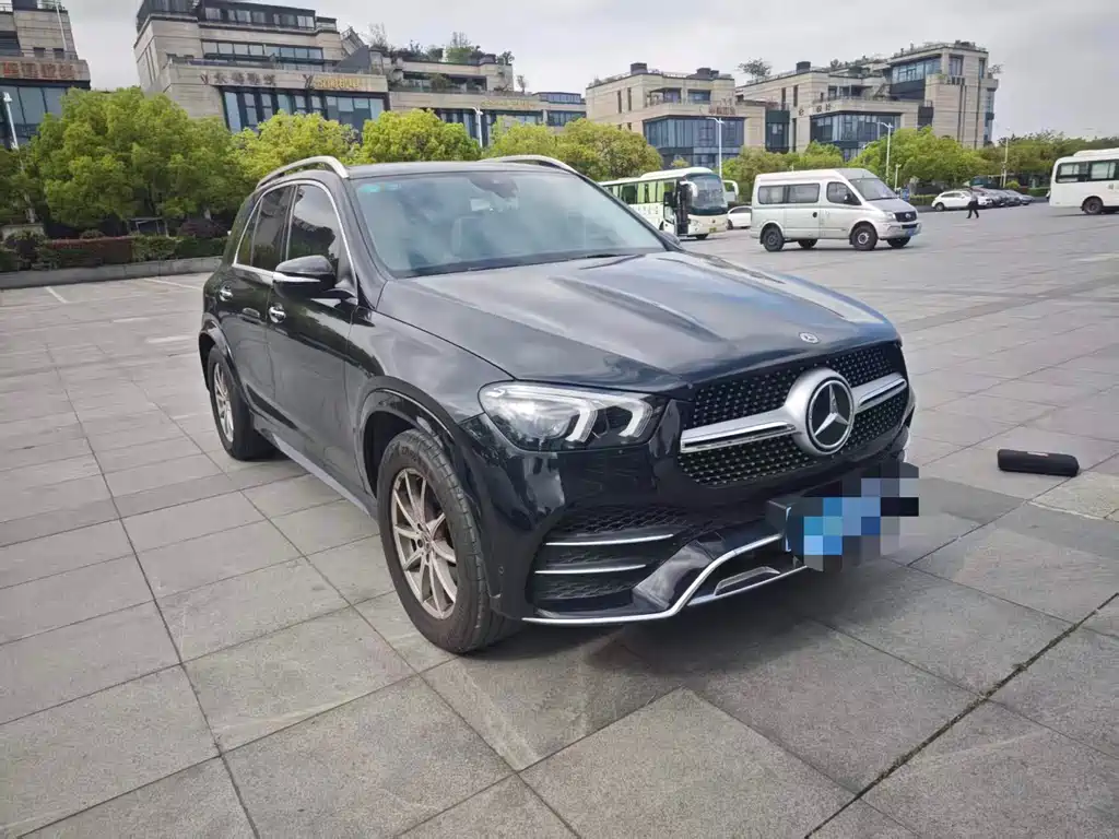 Mercedes-Benz GLE 2020 — фото 2