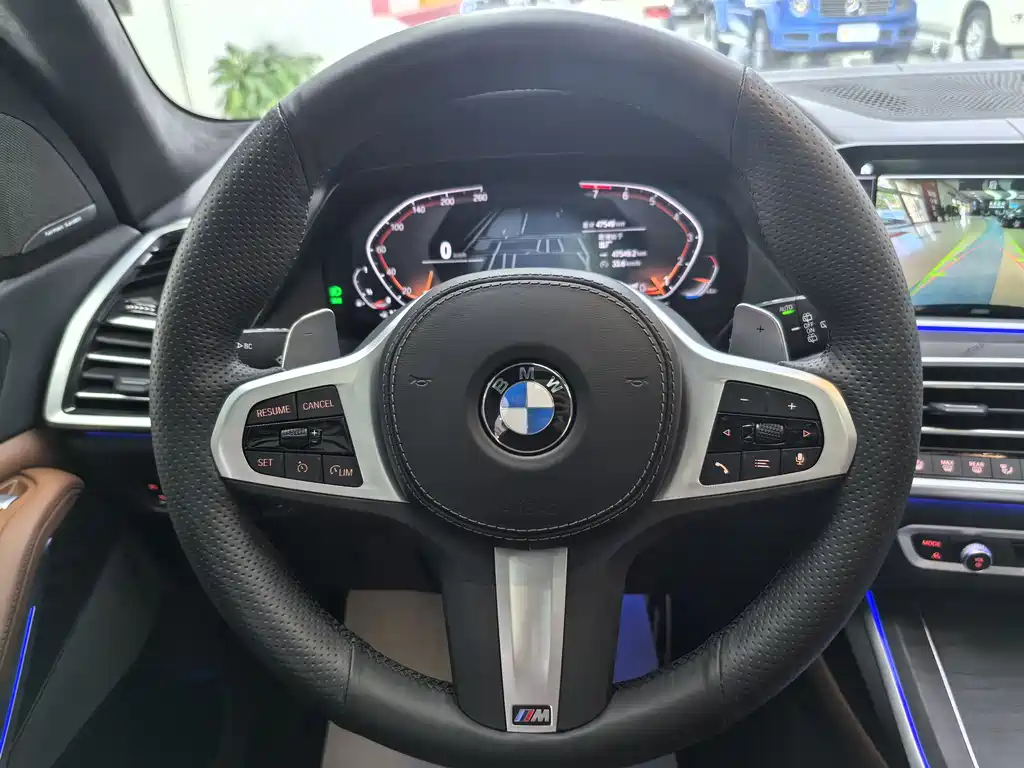BMW X7 2022 — фото 17
