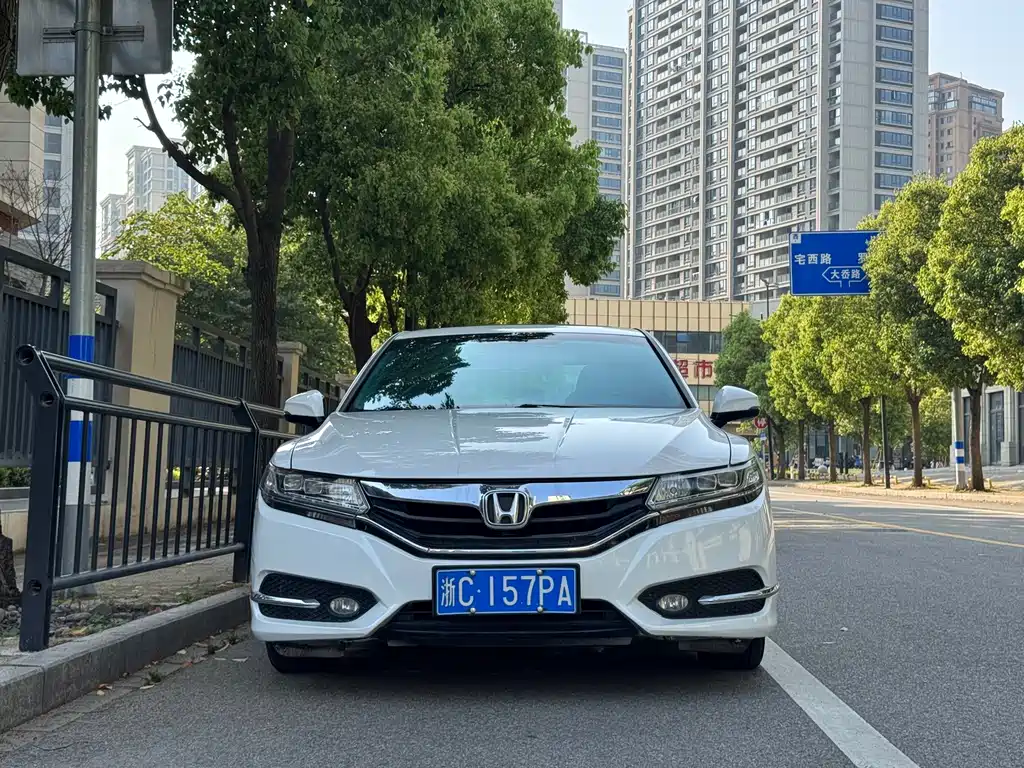 Honda Spirior 2016 — фото 2
