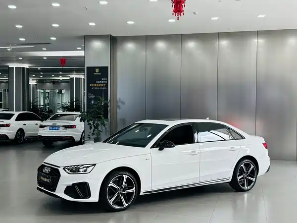 Audi A4L 2025
