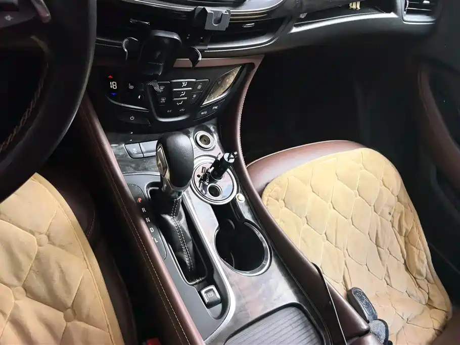 Buick Envision Plus 2015 — фото 16