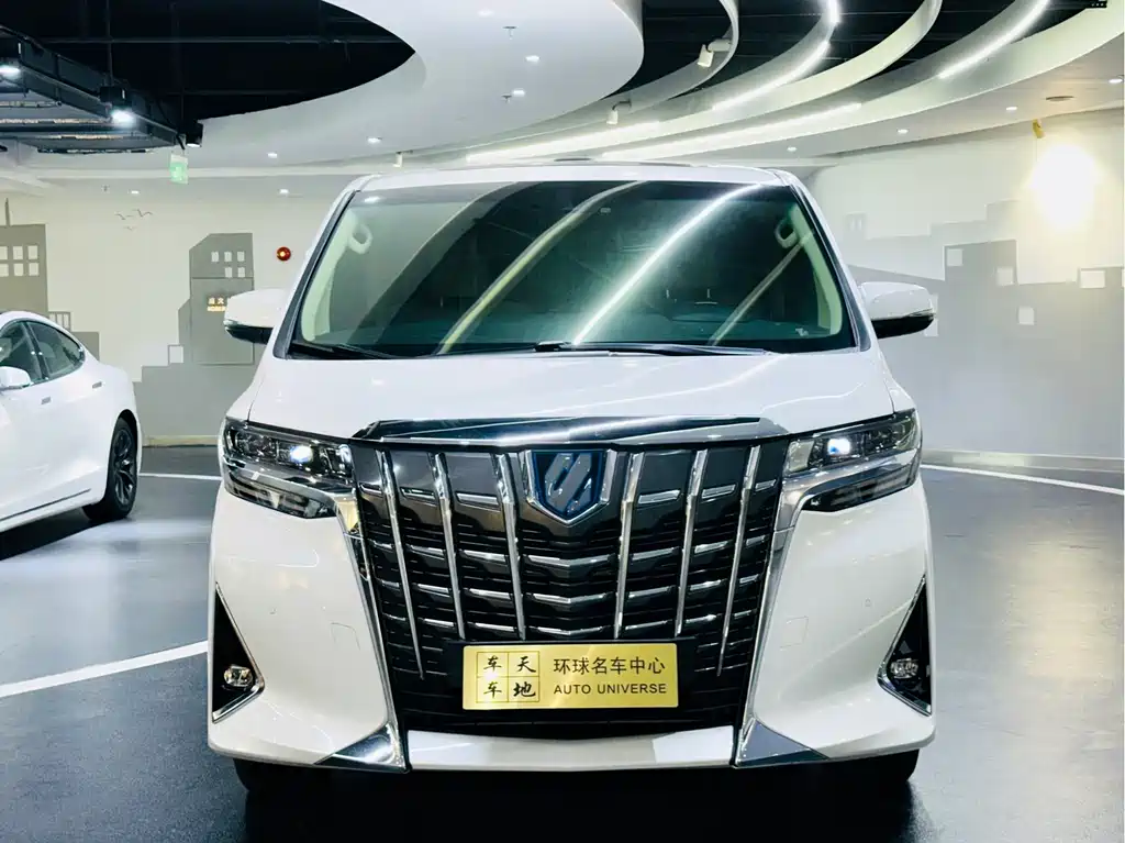 Toyota Alphard 2022 — фото 2