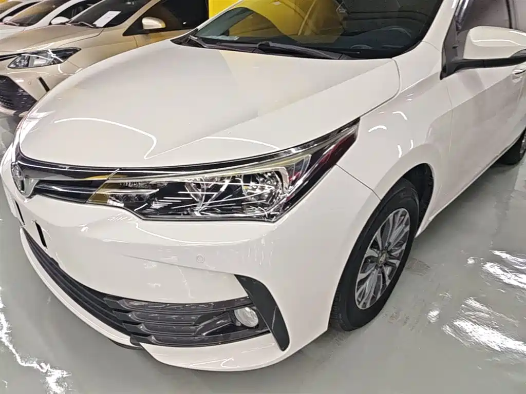 Toyota Corolla 2019 — фото 24