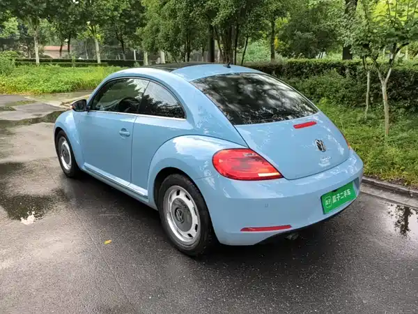 Volkswagen Beetle 2015