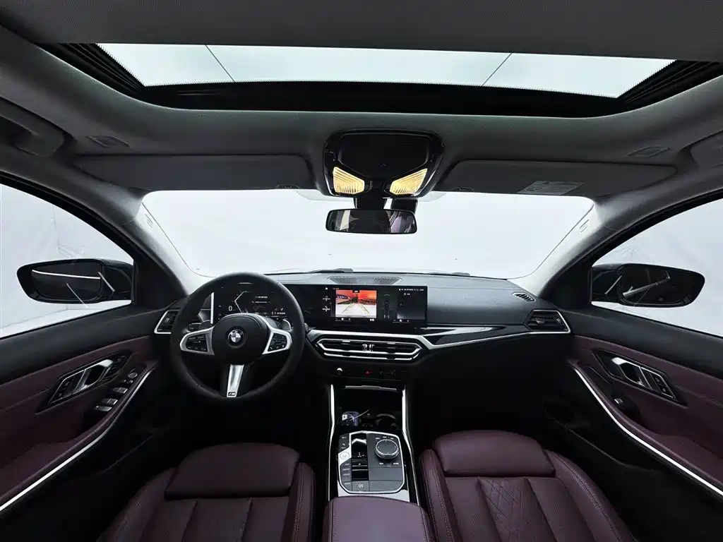 BMW 3 Series 2023 — фото 10