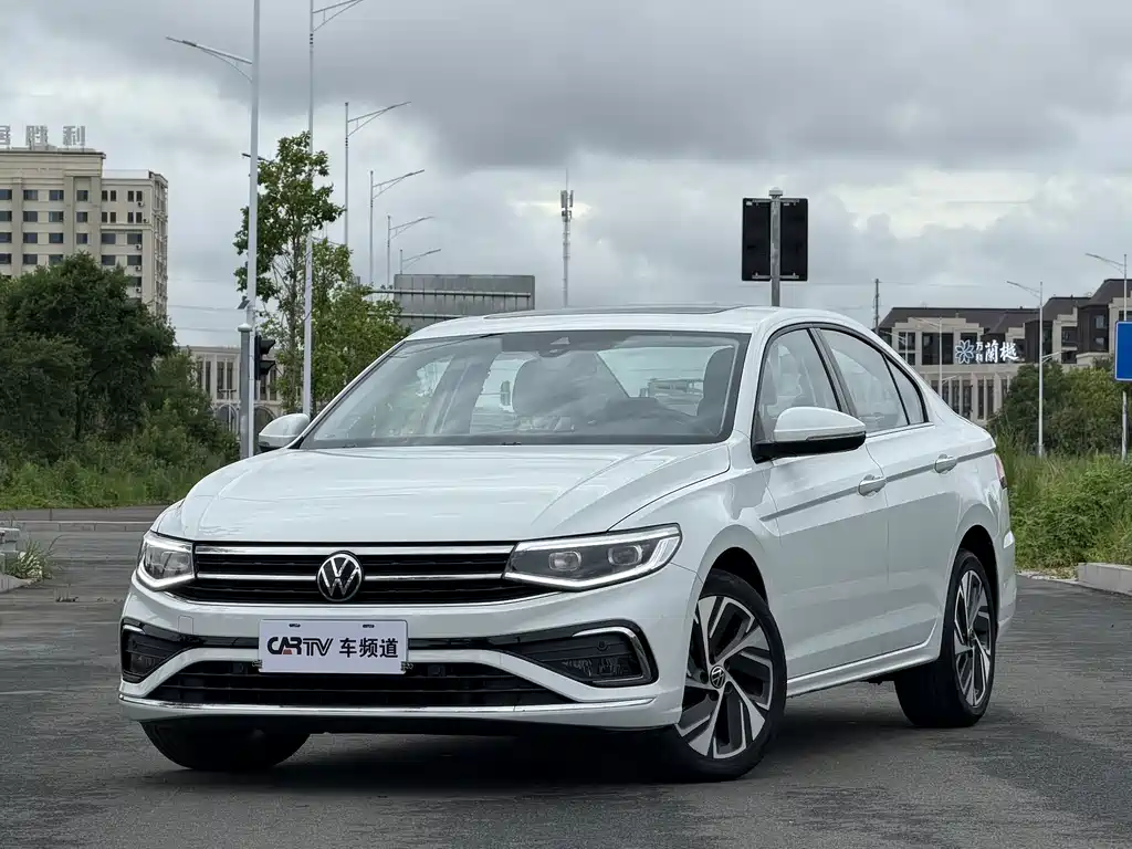 Volkswagen Bora 2022