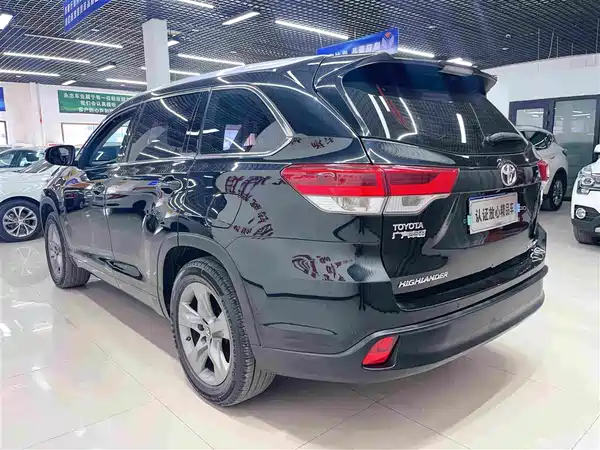 Toyota Highlander 2018
