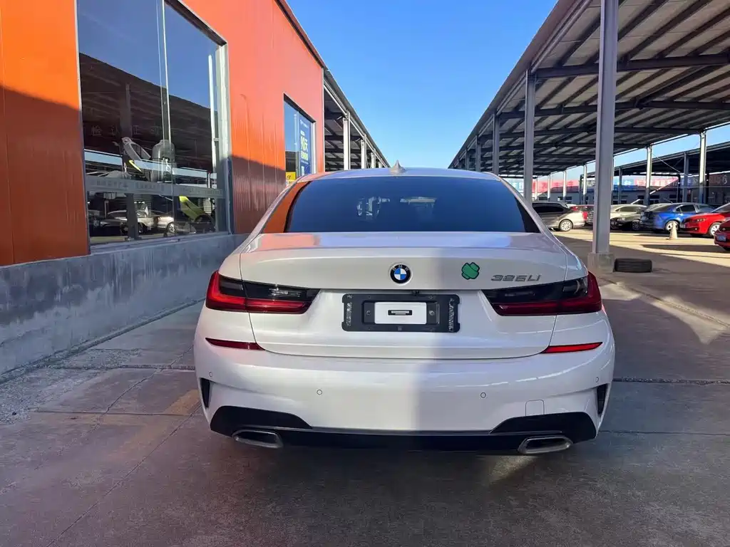 BMW 3 Series 2022