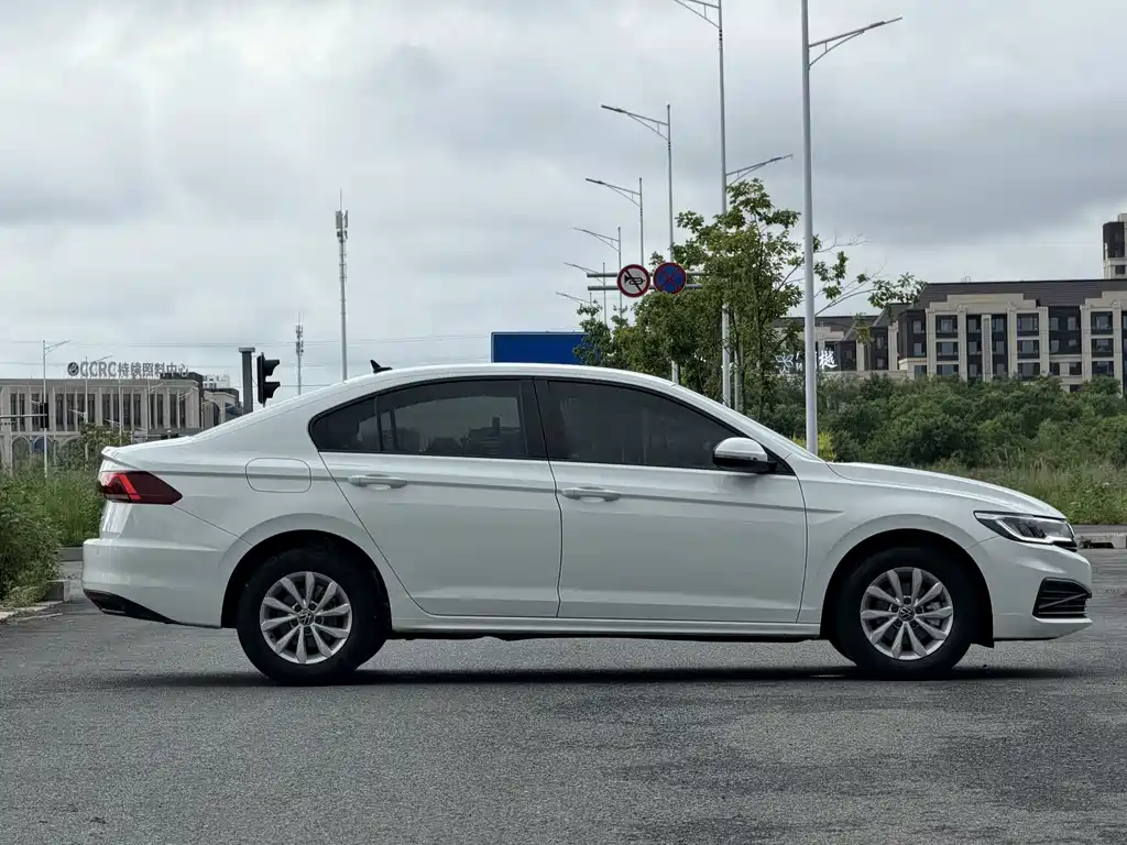 Volkswagen Bora 2022
